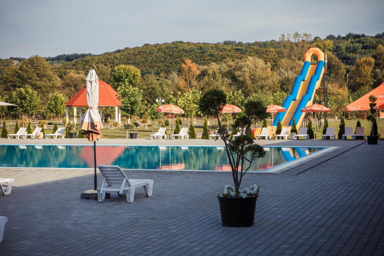 Illara Spa Hotel Irshava Exterior photo